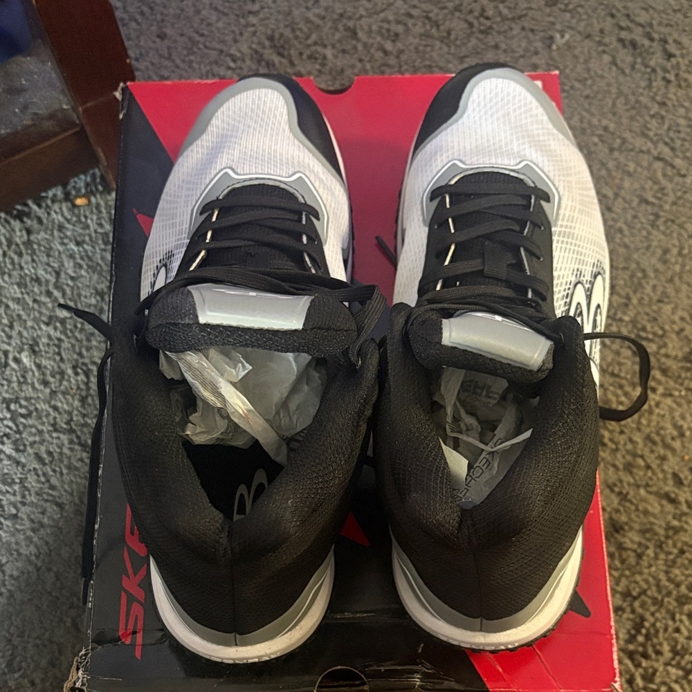 Skechers Men's White and Black Athletic Shoes